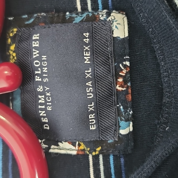 Denim & Flower Ricky Singh mens blue striped short sleeve tshirt - Picture 8 of 8